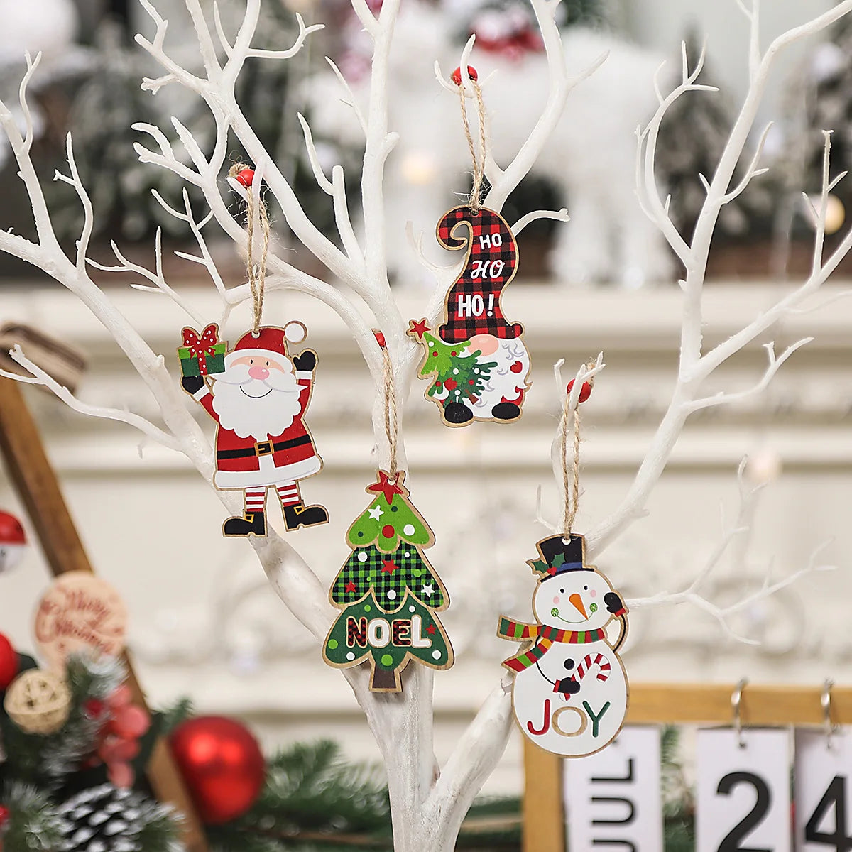 4Pcs/Set Mini Christmas Tree Painted Wooden Pendant Gnome Ornaments Christmas Decoration Kid Toys New Year 2024 Decor