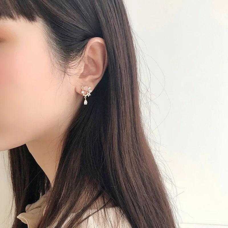 Delicate Zircon Butterfly Stud Earrings For Women Korean New Exquisite Daisy Flower Bee Earring Girl Wedding Party Sweet Jewelry