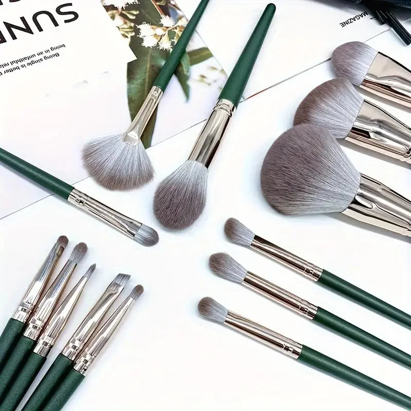 14Pcs Makeup Brush Set Makeup Concealer Brush Blush Loose Powder Brush Eye Shadow Highlighter Foundation Brush Beauty Tools