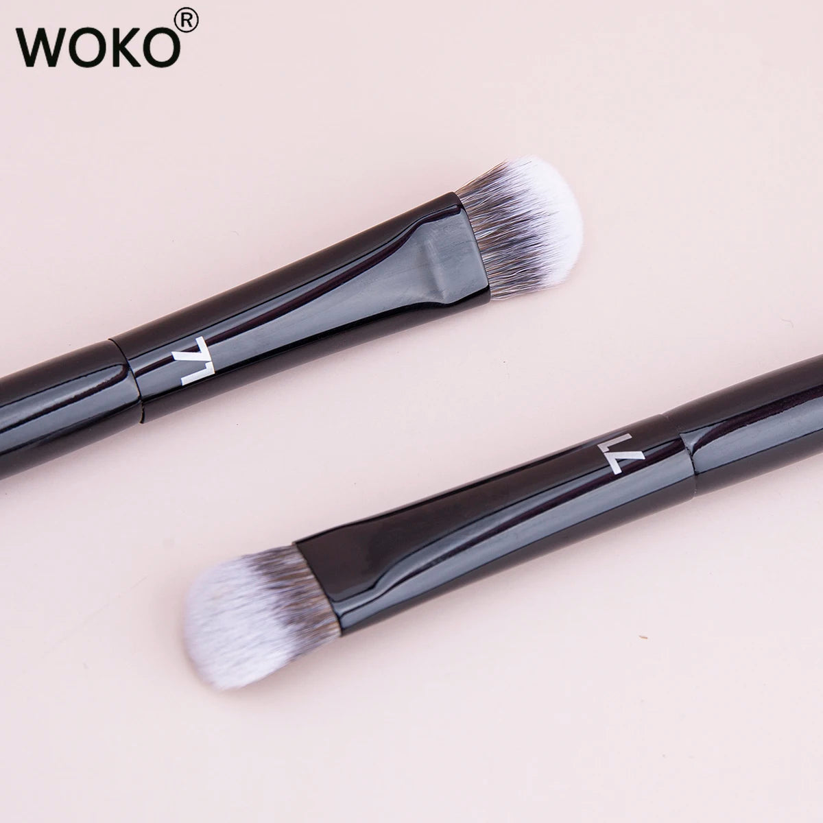 57 PRO Concealer Blending Brush Liquid Concealer Buffer Brush PRO 71 Professional Angle Shadow Cream Concealer Makeup Brush